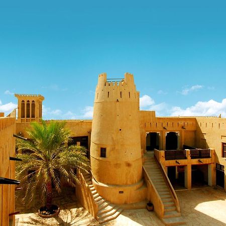 Tulip Inn Royal Suites Ajman Extérieur photo