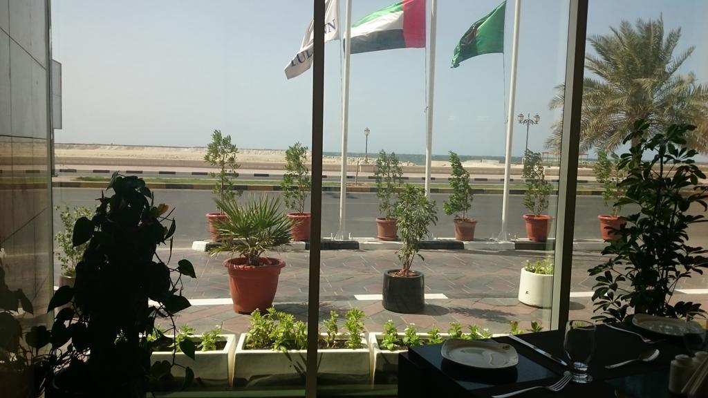 Tulip Inn Royal Suites Ajman Extérieur photo