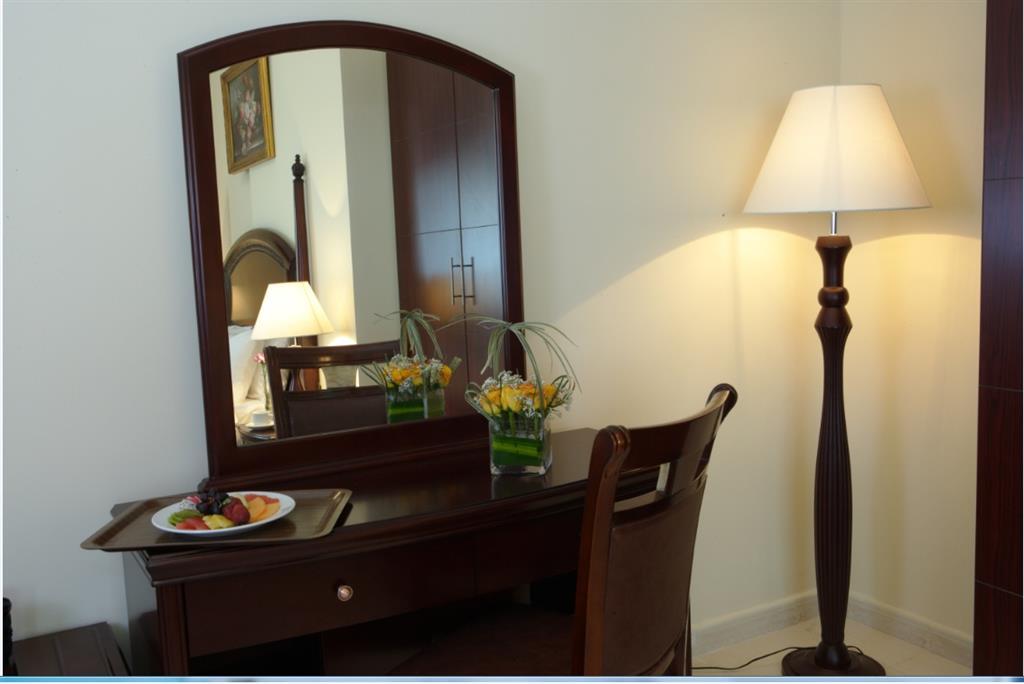 Tulip Inn Royal Suites Ajman Chambre photo